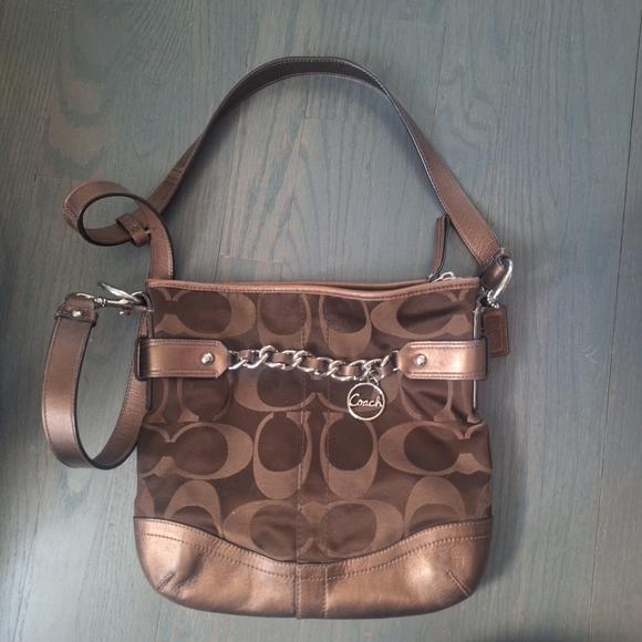 Coach Handbags - 🤎Coach Signature Chain Duffle Handbag #F19730